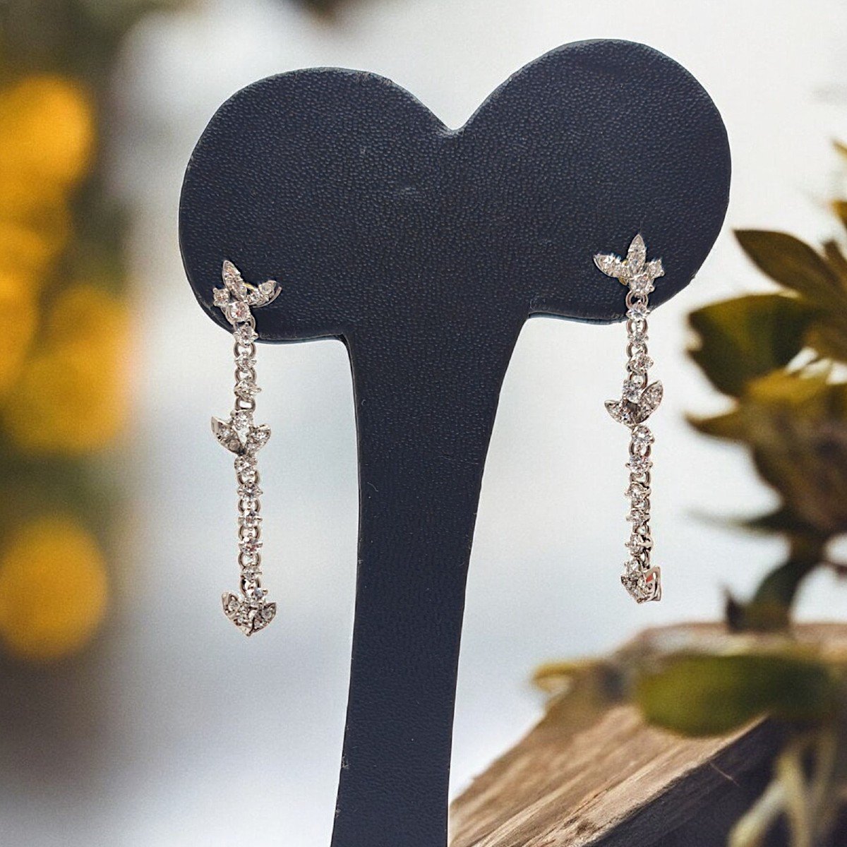 3.6 Ct Diamond Cascade Earrings In 18 Kt White Gold-photo-3