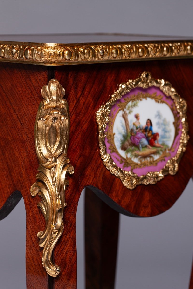 Paire De Tables d'Appoint De Style Louis XV-photo-6