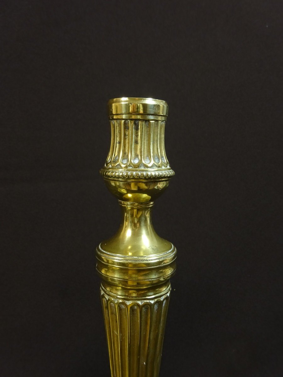Paire De Flambeaux En Bronze  Du XVIIIeme Si&egrave;cle, Epoque Louis XVI, Beau Mod&egrave;le Ouvrag&eacute;-photo-1