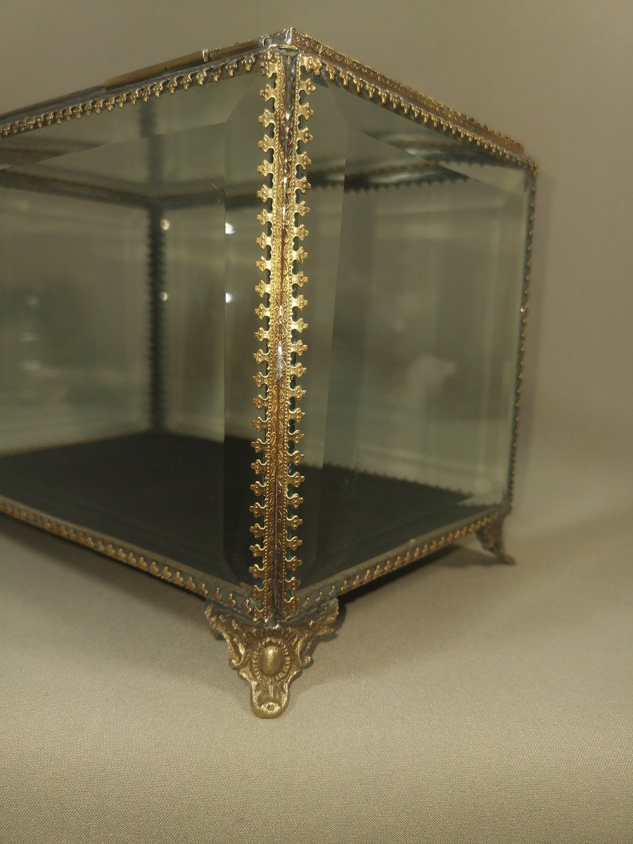 Large Old Box From The 19th Century In Cut Glass And Ornate & Gilded Brass-photo-4