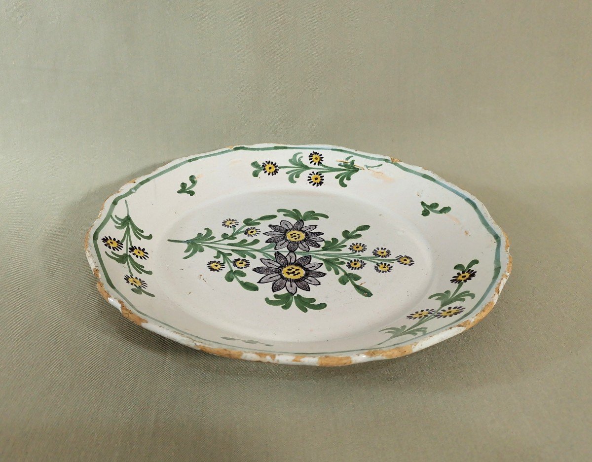 Manufacture De La Rochelle, 18th Century Plate Decorated With Throws Of Flowers And Twigs-photo-4