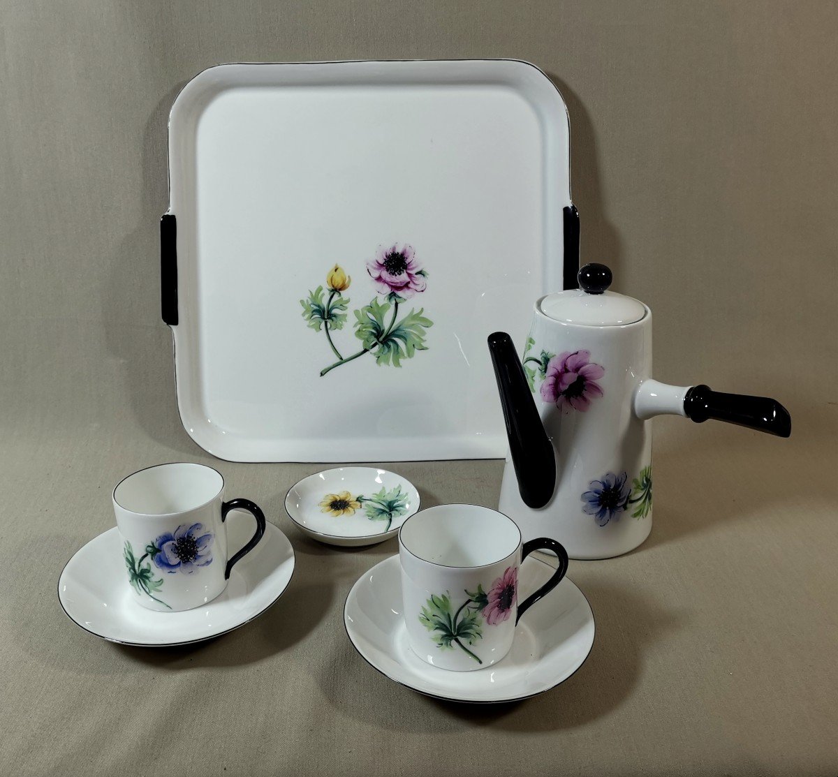 Service T&ecirc;te &agrave; T&ecirc;te &agrave; Caf&eacute; ou Chocolat Ancien, Porcelaine de Limoges, D&eacute;cor Peint  de Fleurs-photo-5