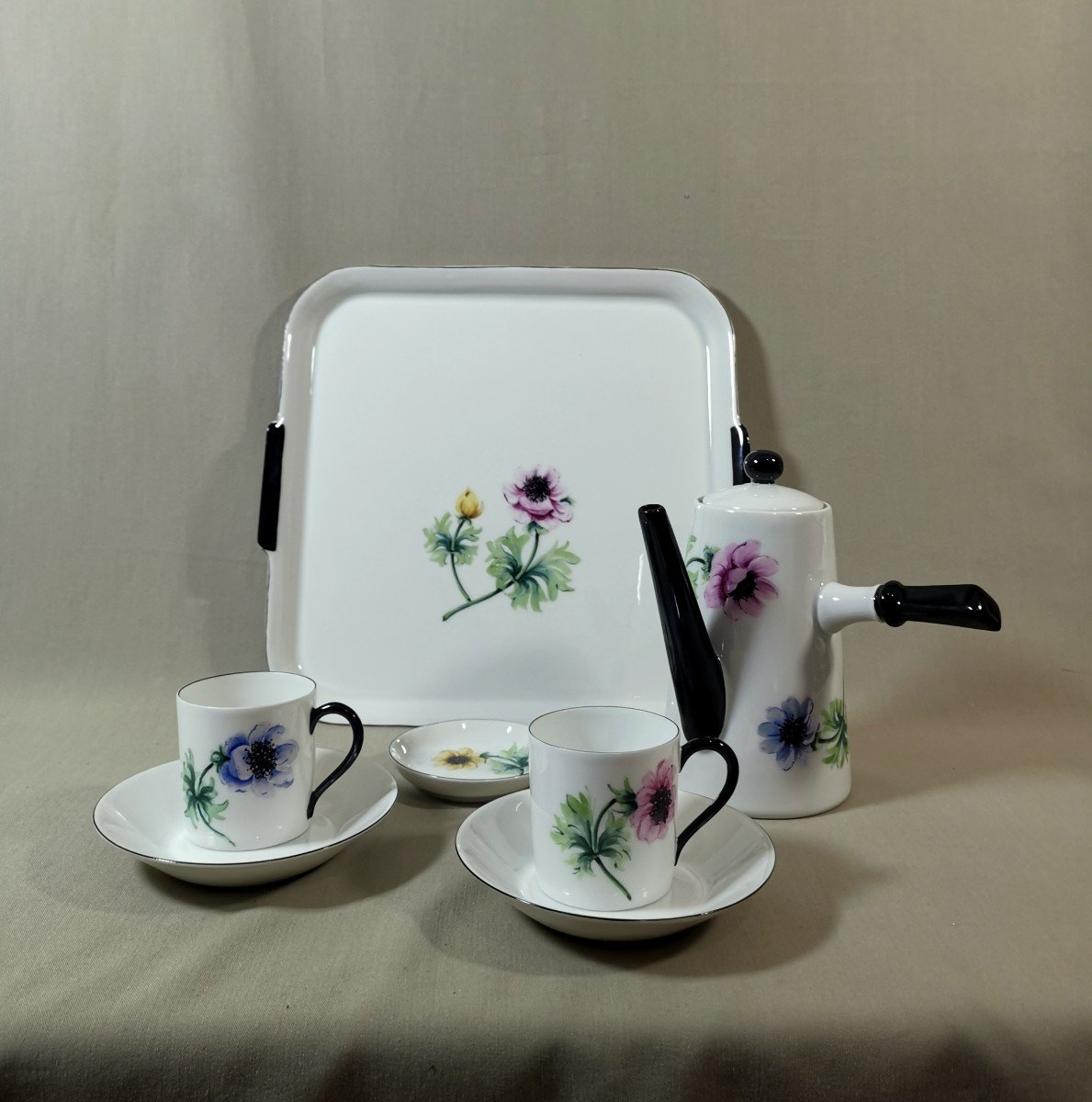 Service T&ecirc;te &agrave; T&ecirc;te &agrave; Caf&eacute; ou Chocolat Ancien, Porcelaine de Limoges, D&eacute;cor Peint  de Fleurs-photo-6