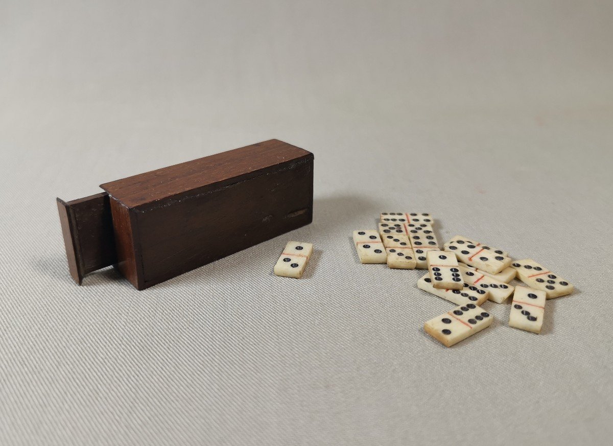 Antique Miniature Dominoes Game, 19th Century. Rosewood Box-photo-4