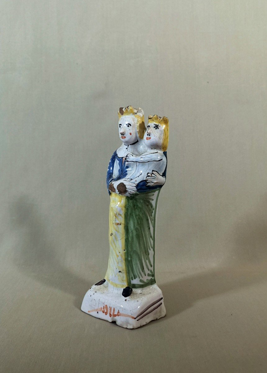 Vierge à l'Enfant du XVIII en Faïence Stannifère, Manufacture de Saint Denis sur Sarthon-photo-4