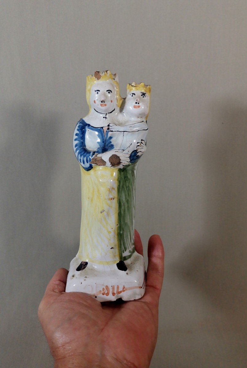 Vierge à l'Enfant du XVIII en Faïence Stannifère, Manufacture de Saint Denis sur Sarthon-photo-8