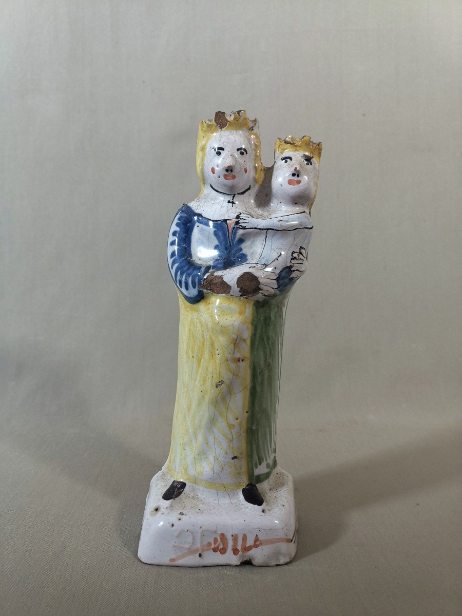 Vierge à l'Enfant du XVIII en Faïence Stannifère, Manufacture de Saint Denis sur Sarthon