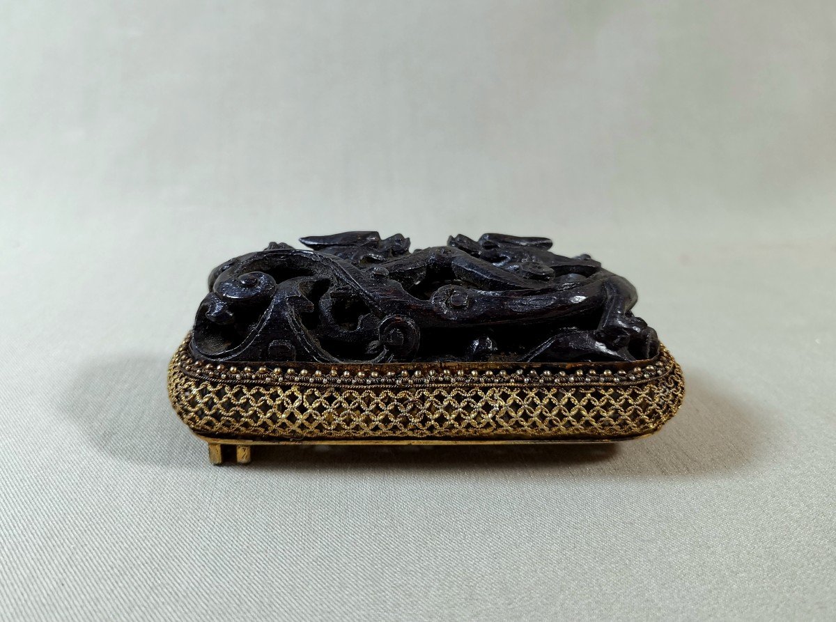 China Or Japan 19th Century, Belt Buckle In Silver Vermeil And Carved Wood With Openwork Dragons-photo-2