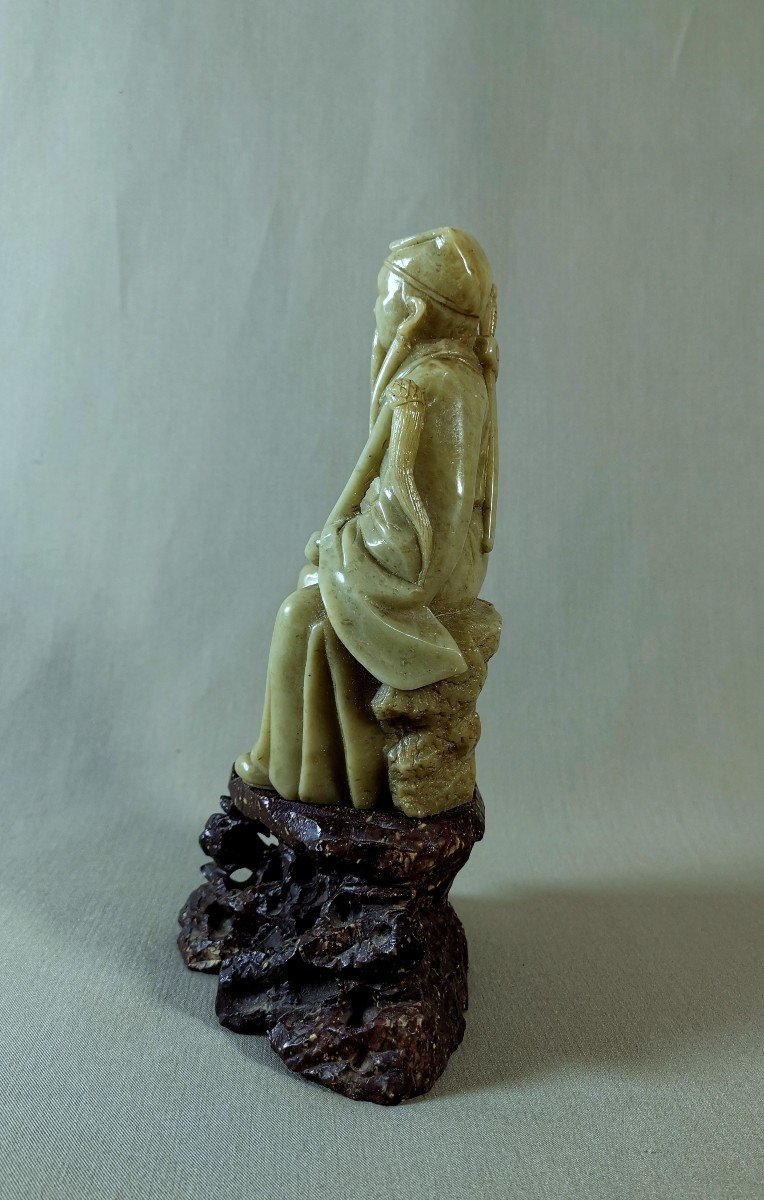 China 19th Century, Qing Dynasty, Dignitary Figure, Steatite Sage, Shaded Green Color-photo-4