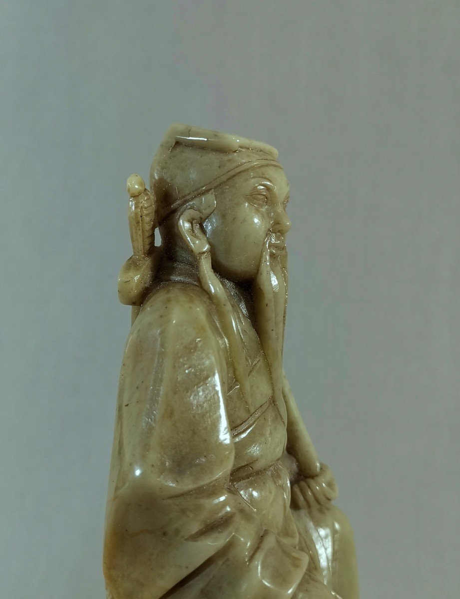 China 19th Century, Qing Dynasty, Dignitary Figure, Steatite Sage, Shaded Green Color-photo-7