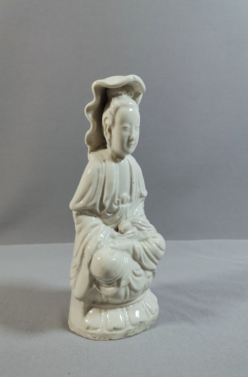 Guanyin en Porcelaine Blanc de Chine, Chine, Dehua, Epoque Kangxi, XVIIe Siècle-photo-2