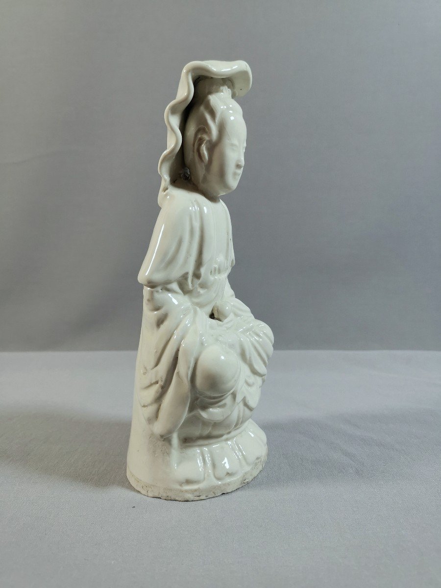 Guanyin In Blanc De Chine Porcelain, China, Dehua, Kangxi Period, 17th Century-photo-1