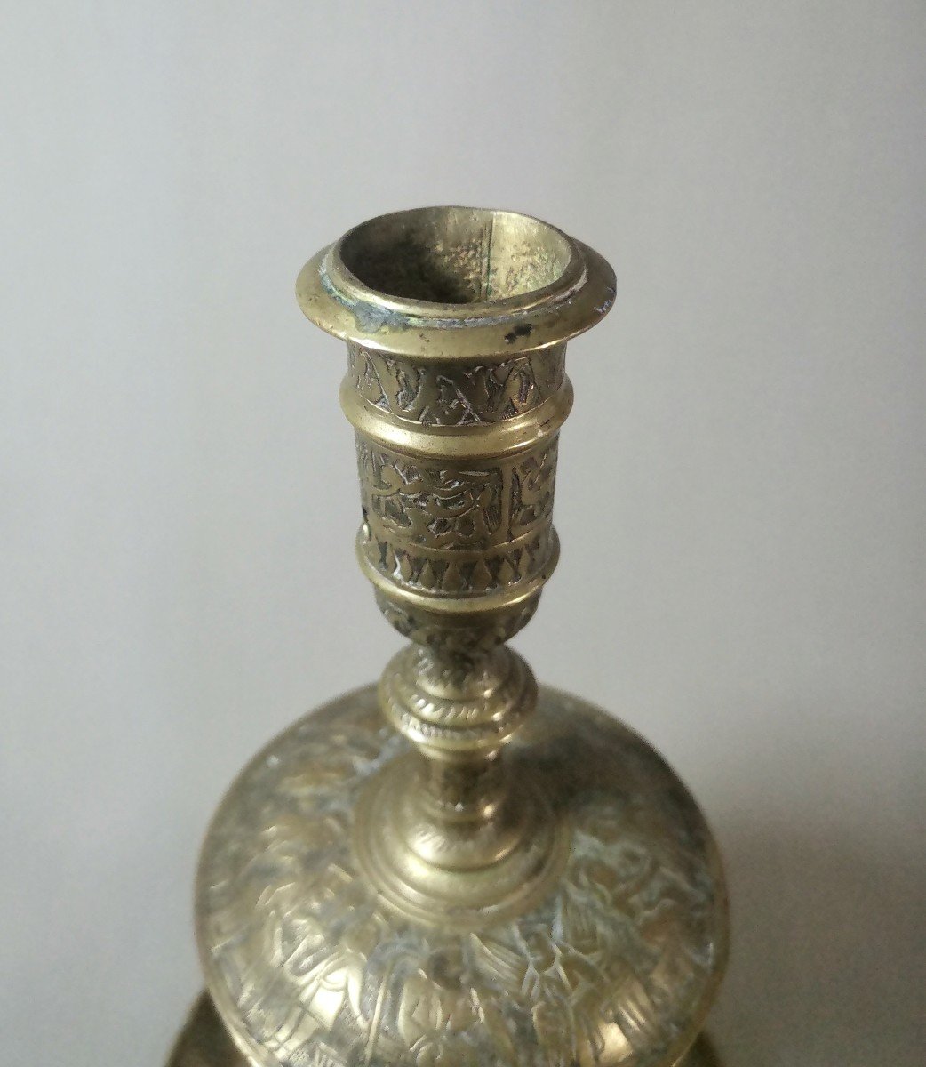 19th Century Brass Candlestick Or Torch With Engraved Decoration Of Characters,  Iran Qajar Art-photo-5