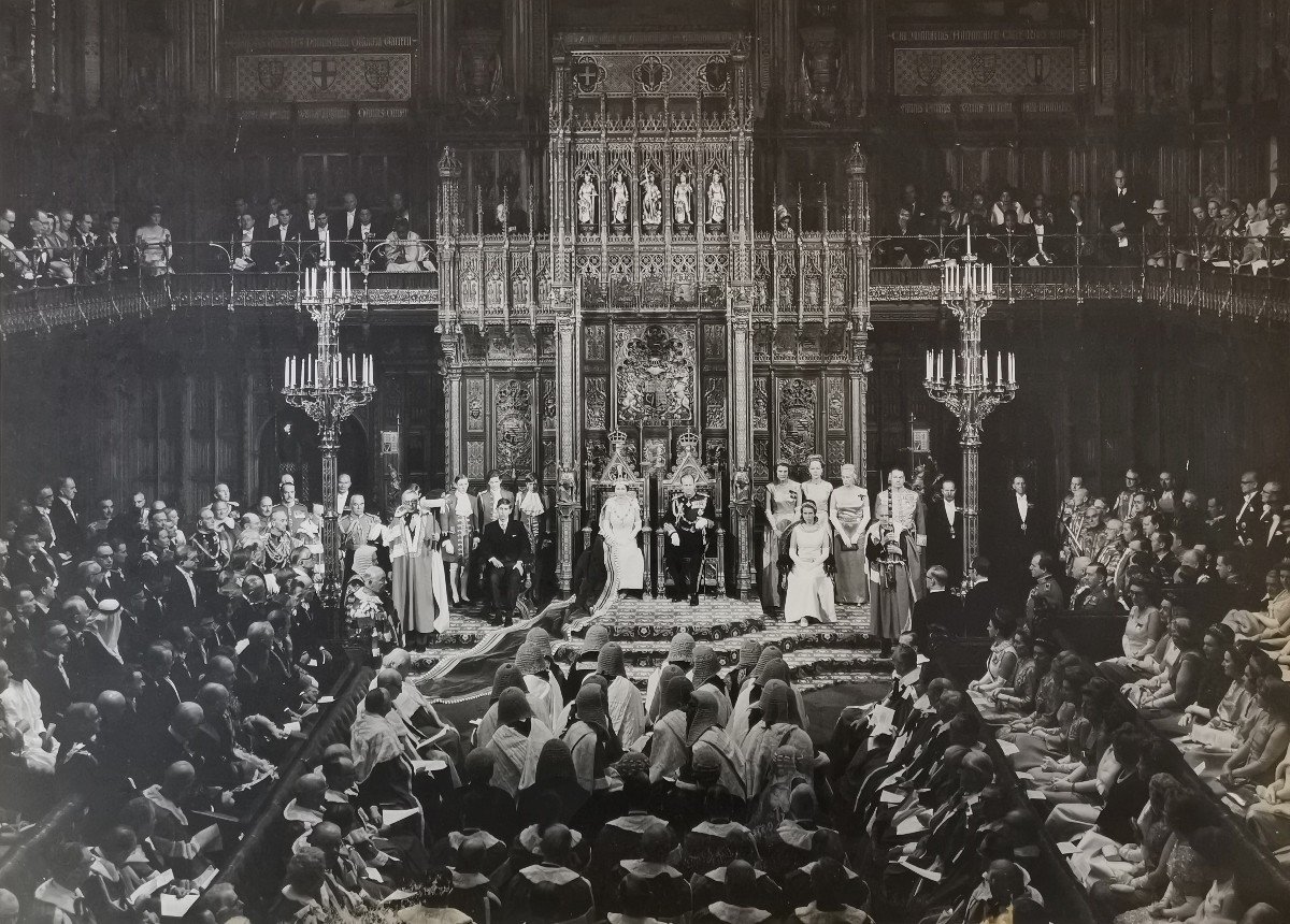 Queen Elizabeth Ii, State Opening Of Parliament, October 31, 1967, Fox Photo Ltd Photograph-photo-1