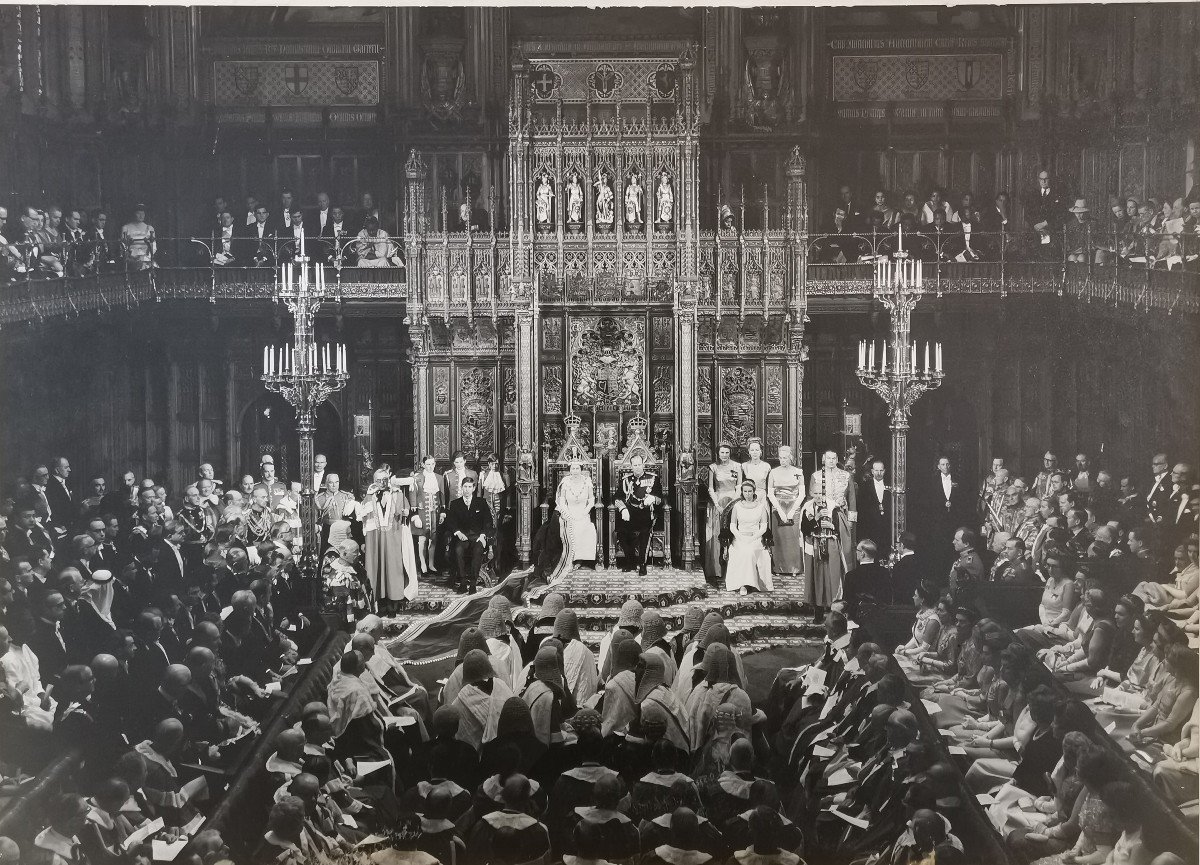 La Reine Elizabeth II, Ouverture du Parlement, Le 31 Octobre 1967, Photographie Fox Photo Ltd