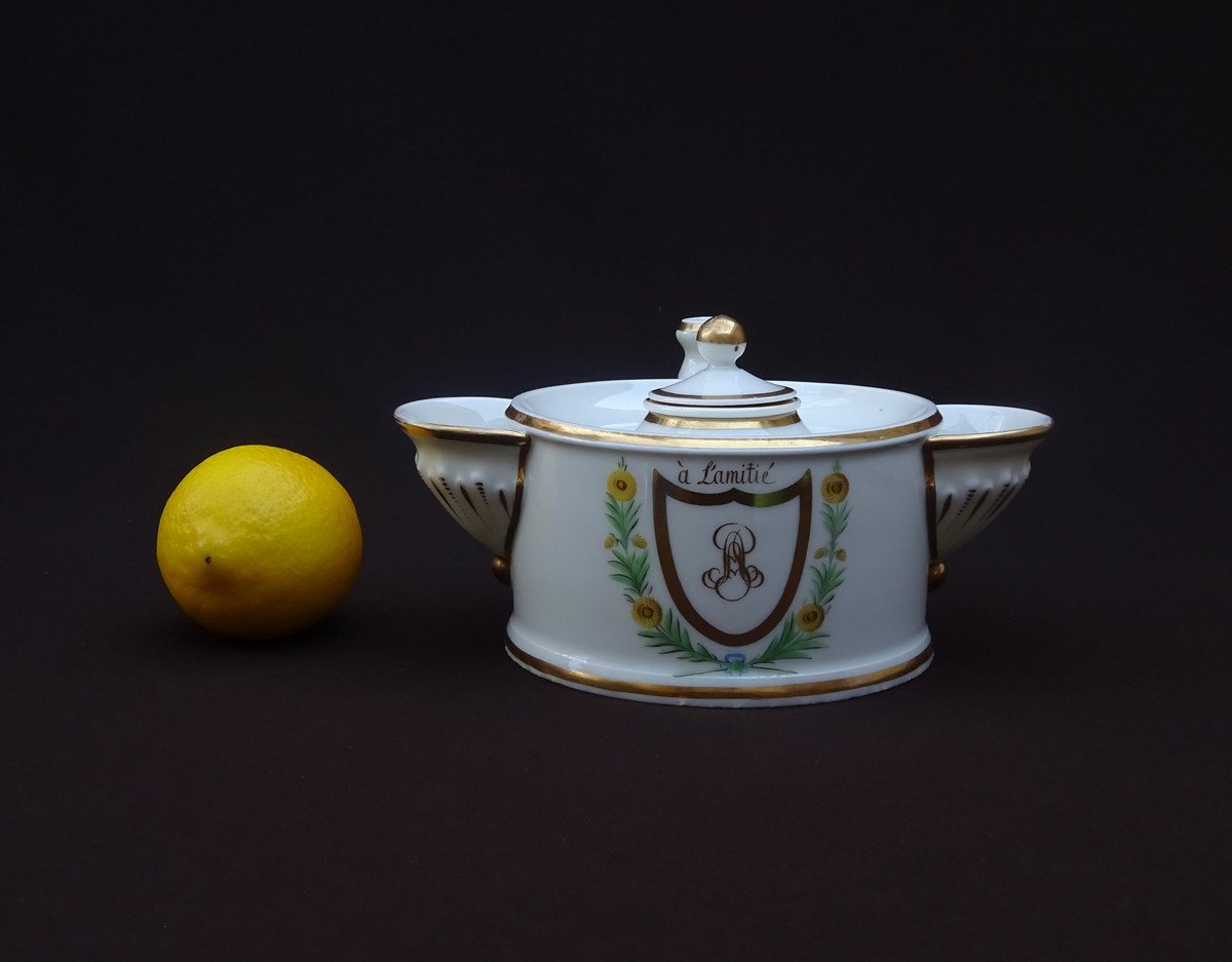 Comte d'Artois Manufacture, Large Circular Inkwell With Two Lateral Porcelain Cups And Polychrome And Gold Decor-photo-2