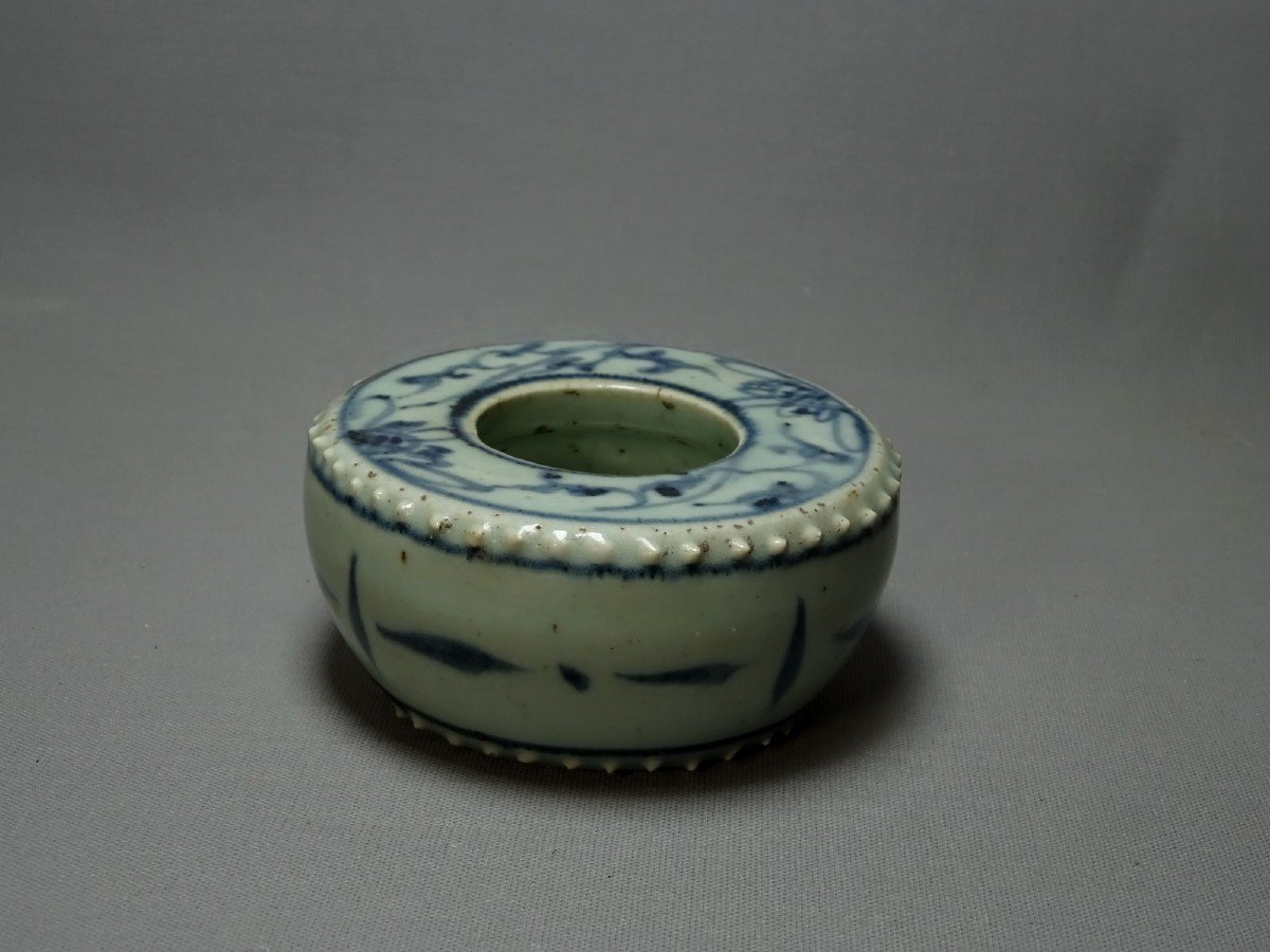 Pot Lave Pinceaux en Porcelaine De Chine, Dynastie Des Ming, Beau Grès de Porcelaine à Glaçure Céladon-photo-1