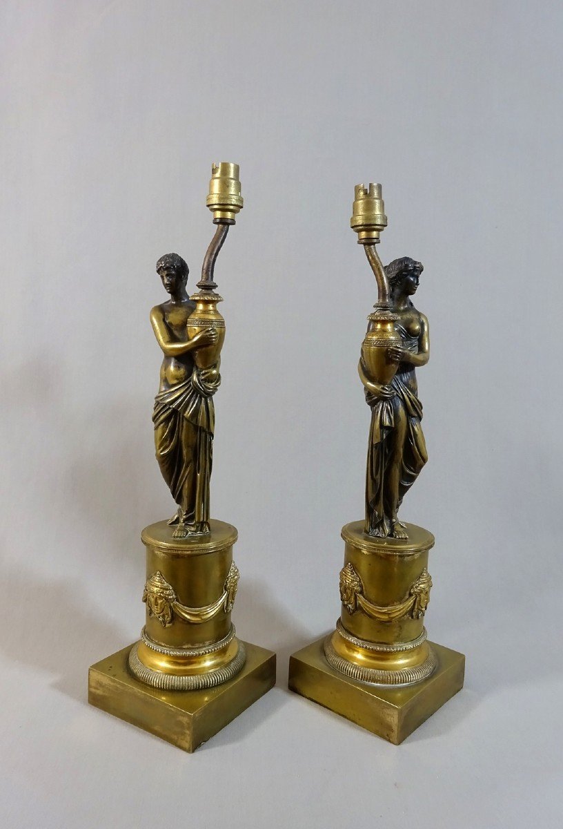 Paire de Statuettes &agrave; l&#039;Antique Sur Pi&eacute;destal Colonne, Epoque Restauration, Mont&eacute;e Post&eacute;rieurement en Lampe-photo-4