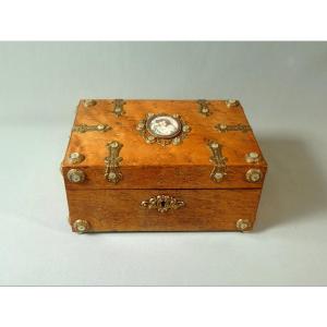 Jewelry Box In Speckled Maple Veneer, Decorated With A Miniature On Ivory, Gilded Brass Fittings & Mother-of-pearl Cabochons