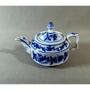 Bayeux Porcelain, Early 19th Century, Blue And White Porcelain Teapot With Flower Decor