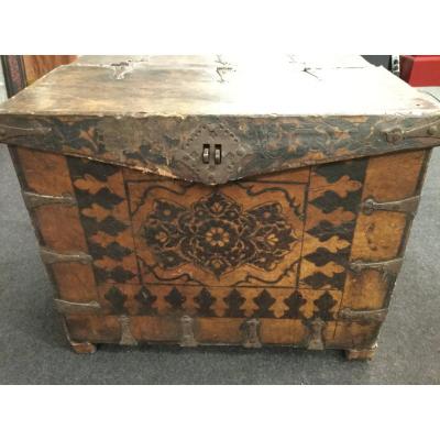 Horse-drawn Carriage Chest, Turkish Military, Wood Covered With Painted Leather, 17th Century