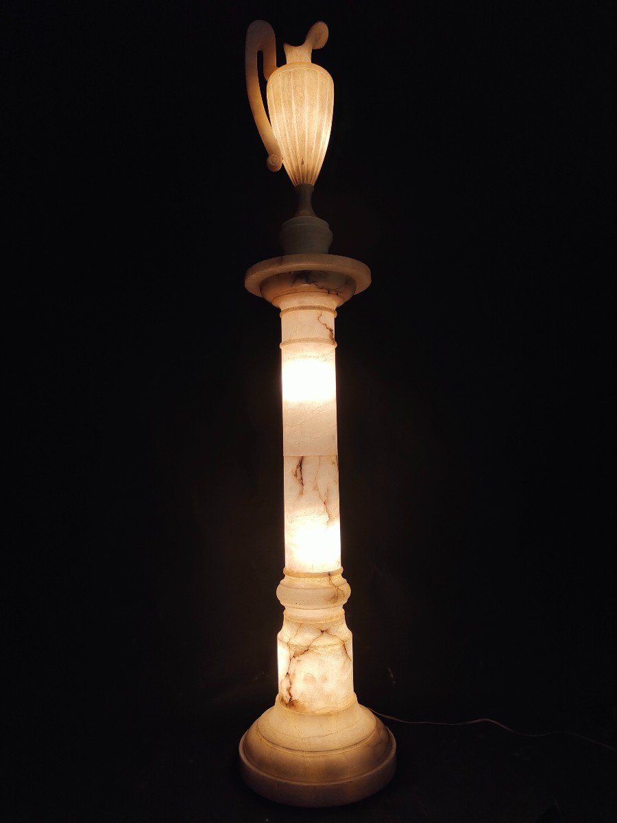 Large Alabaster Pot And Illuminated Base-photo-8