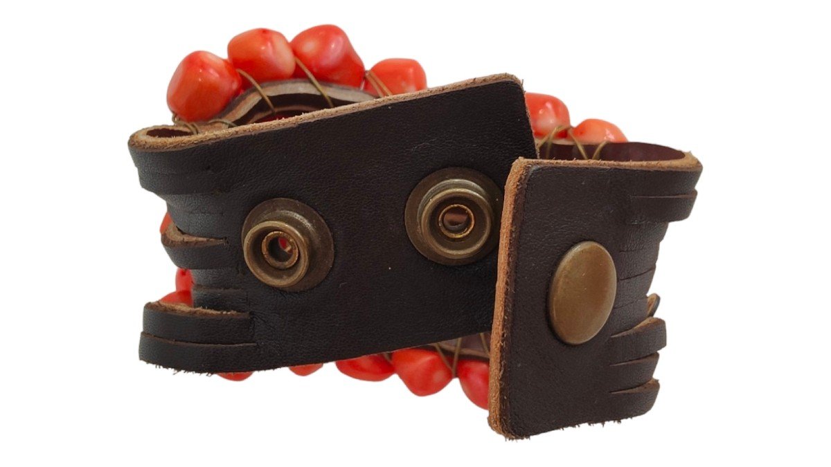 Vintage Bracelet In Carved Red Coral And Beads-photo-2