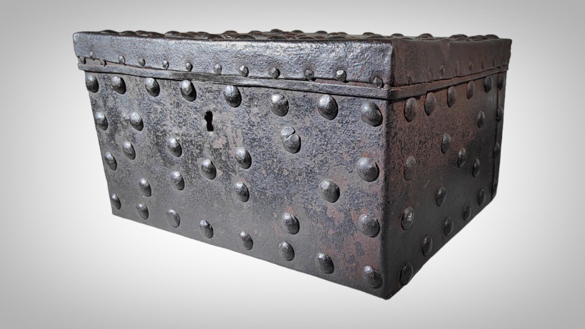 Wrought Iron Box With Secret 18th Century-photo-8