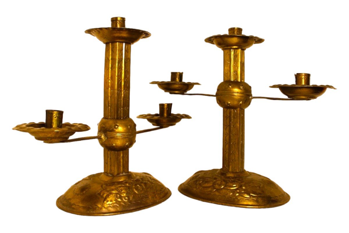 An Elegant Pair Of 19th Century Gilt Copper Candlesticks-photo-4