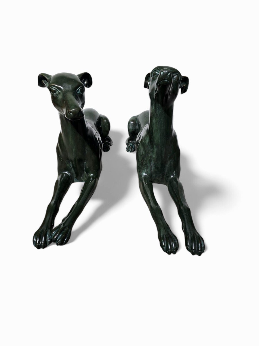 Pair Of Elegant 1950s Italian Greyhound Statues In Green Patinated Bronze-photo-4