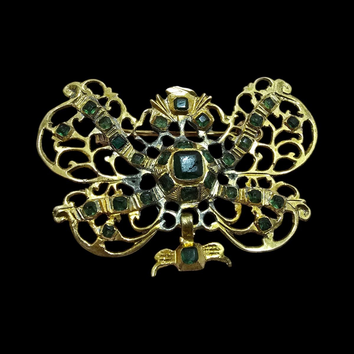 Elegant 17th Century Spanish Brooch In Gilt Metal-photo-3