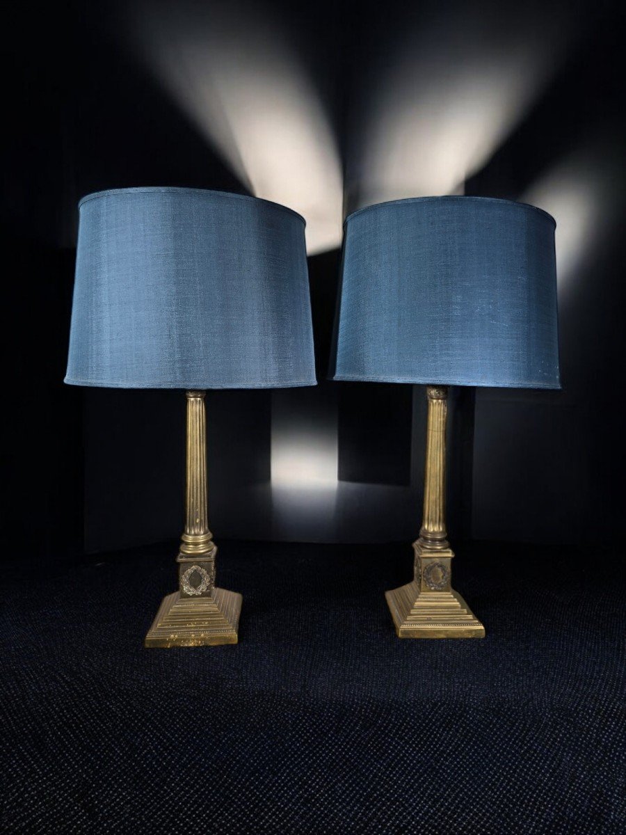 Elegant Pair Of 19th Century Bronze Table Lamps-photo-5