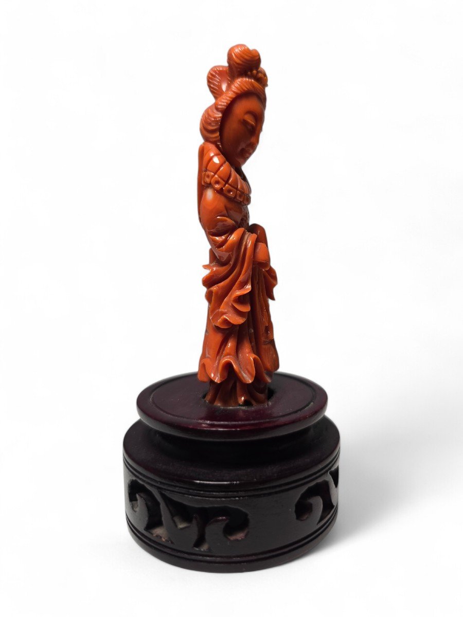 1930s Red Coral Sculpture Of A Chinese Lady-photo-3