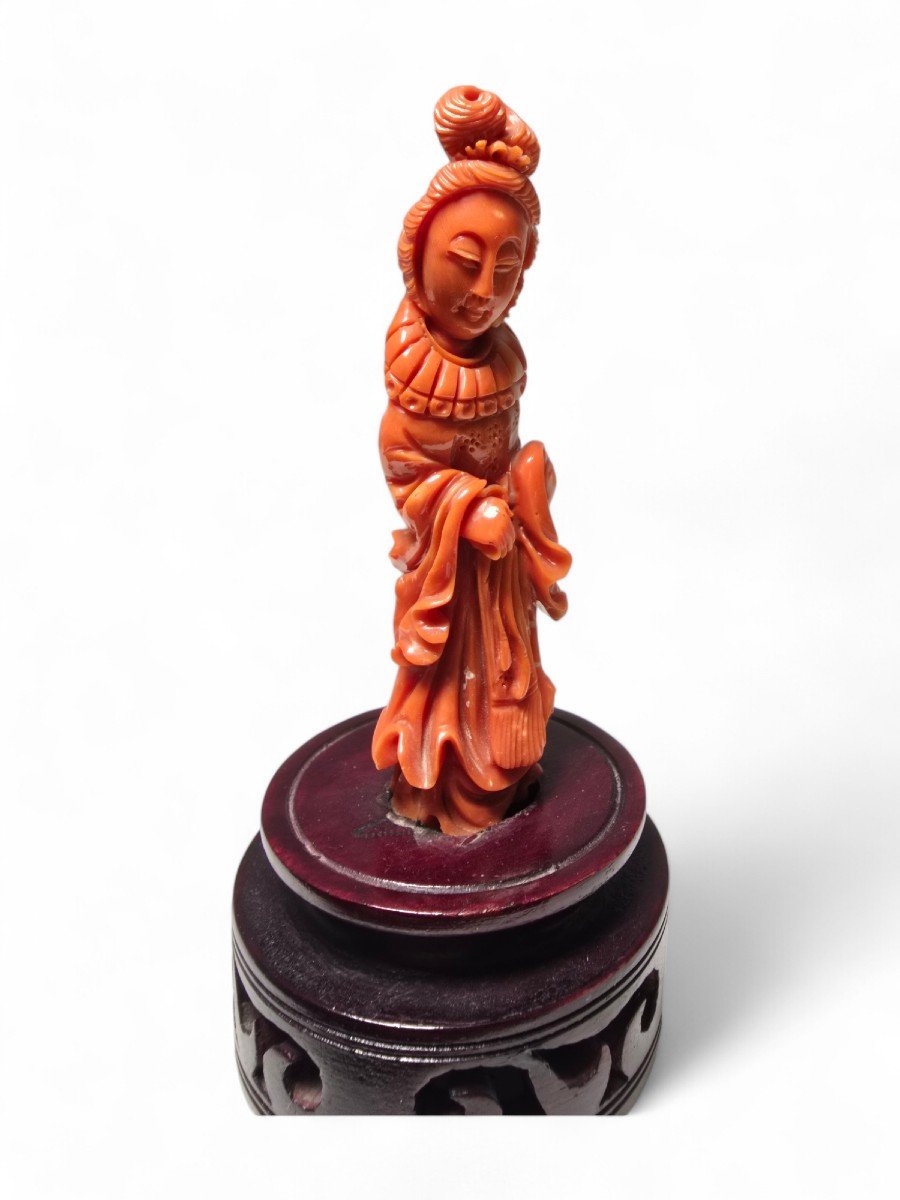 Superb 1930s Red Coral Sculpture Of A Chinese Lady-photo-3