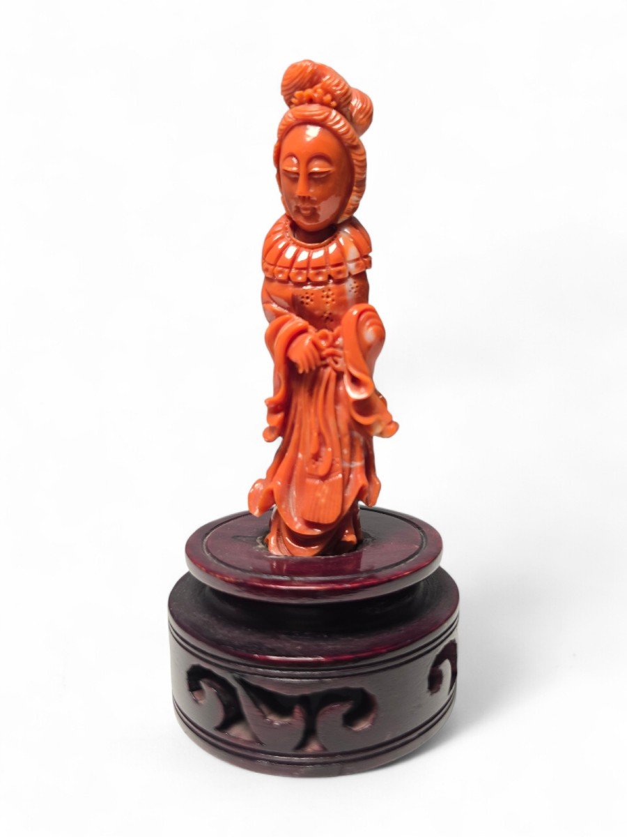 Superb 1930s Red Coral Sculpture Of A Chinese Lady