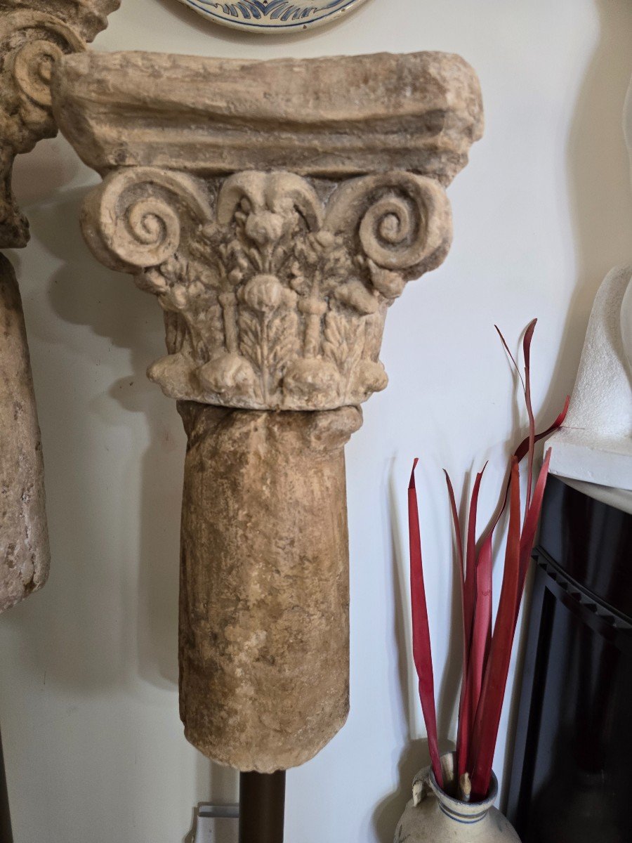 Vintage Terracotta Columns With Iron Bases – 1950s Decor-photo-4