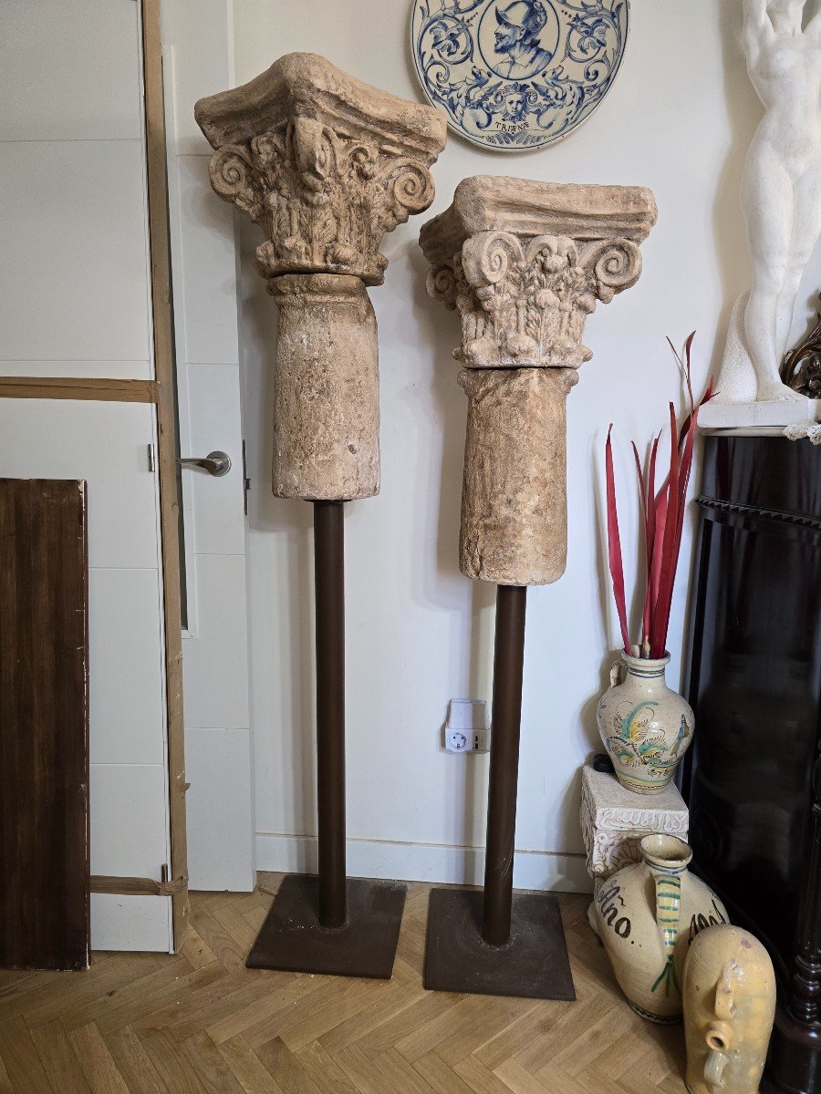 Vintage Terracotta Columns With Iron Bases – 1950s Decor-photo-6