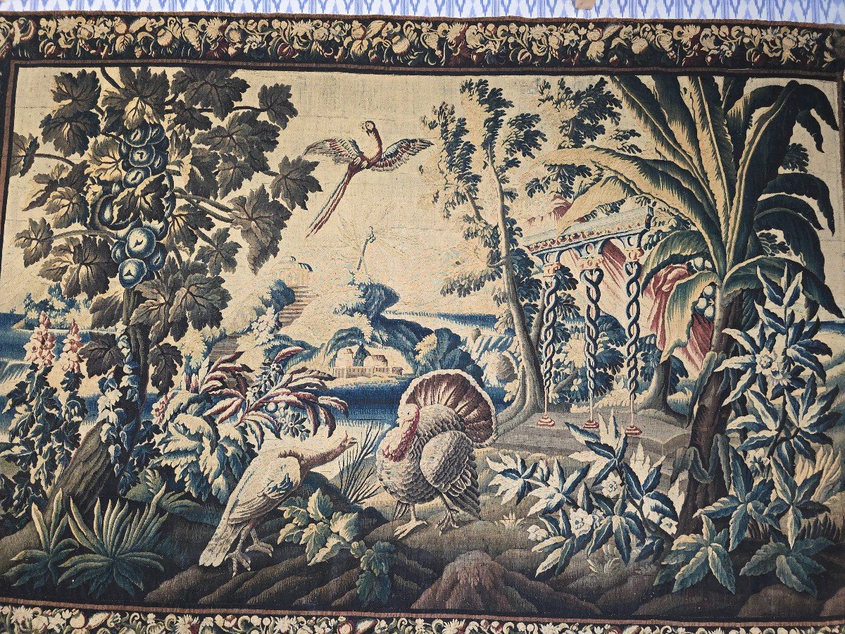 Grande Tapisserie d'Aubusson Du XVIIIe Siècle – Oiseaux Exotiques Et Architecture-photo-3