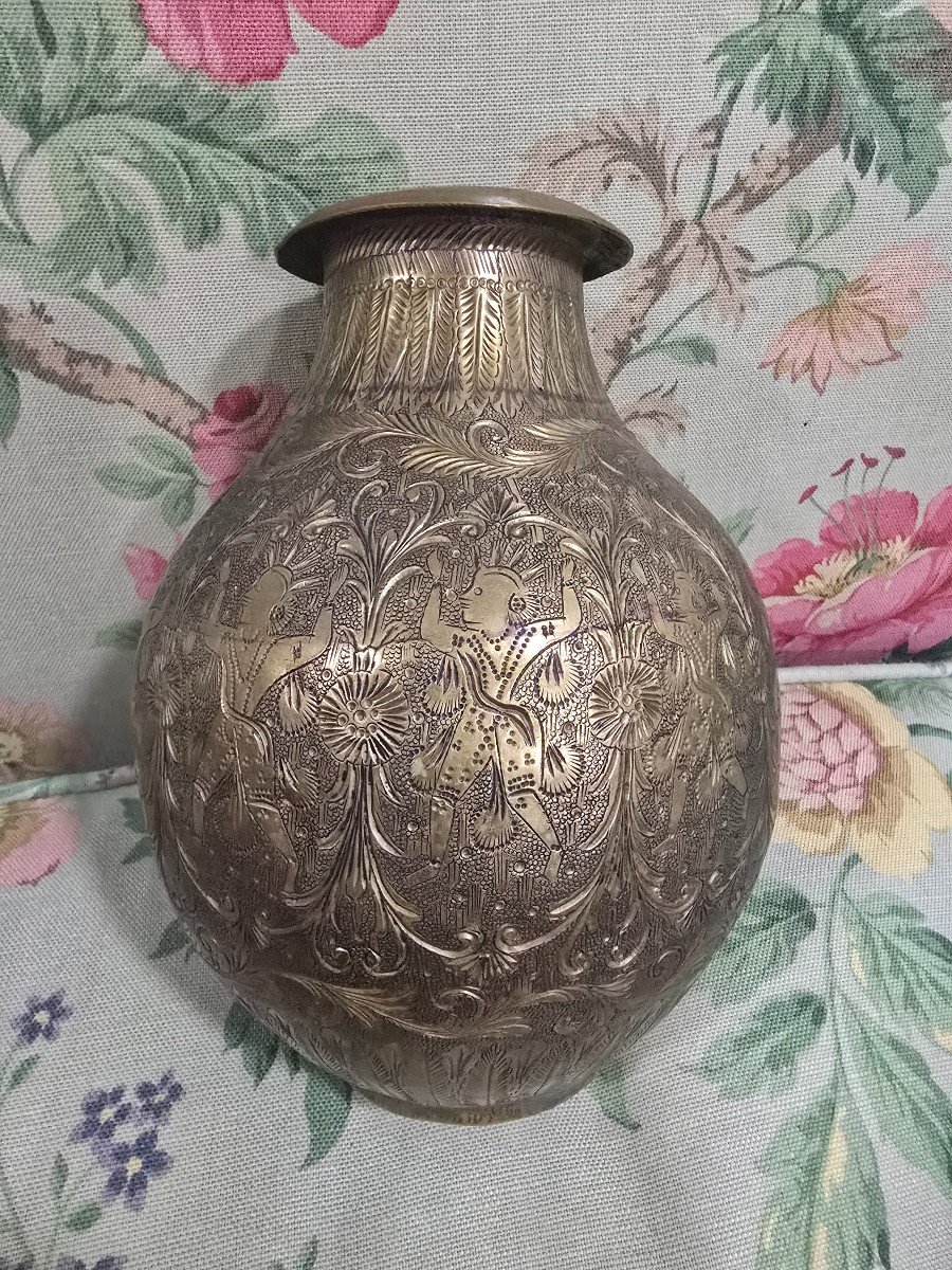 Antique 19th Century Brass Vase With Exotic Figures-photo-2