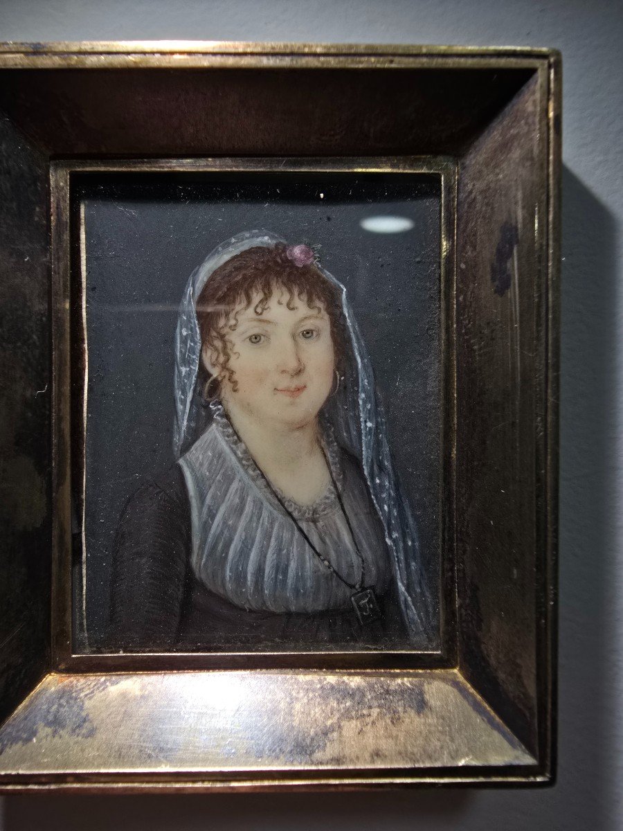 18th Century Miniature Oil Portrait – Lady With Flowered Hairpiece-photo-2