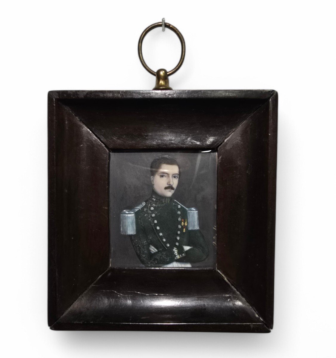 Portrait Miniature à l'Huile Du XVIIIe Siècle – Officier Militaire Européen