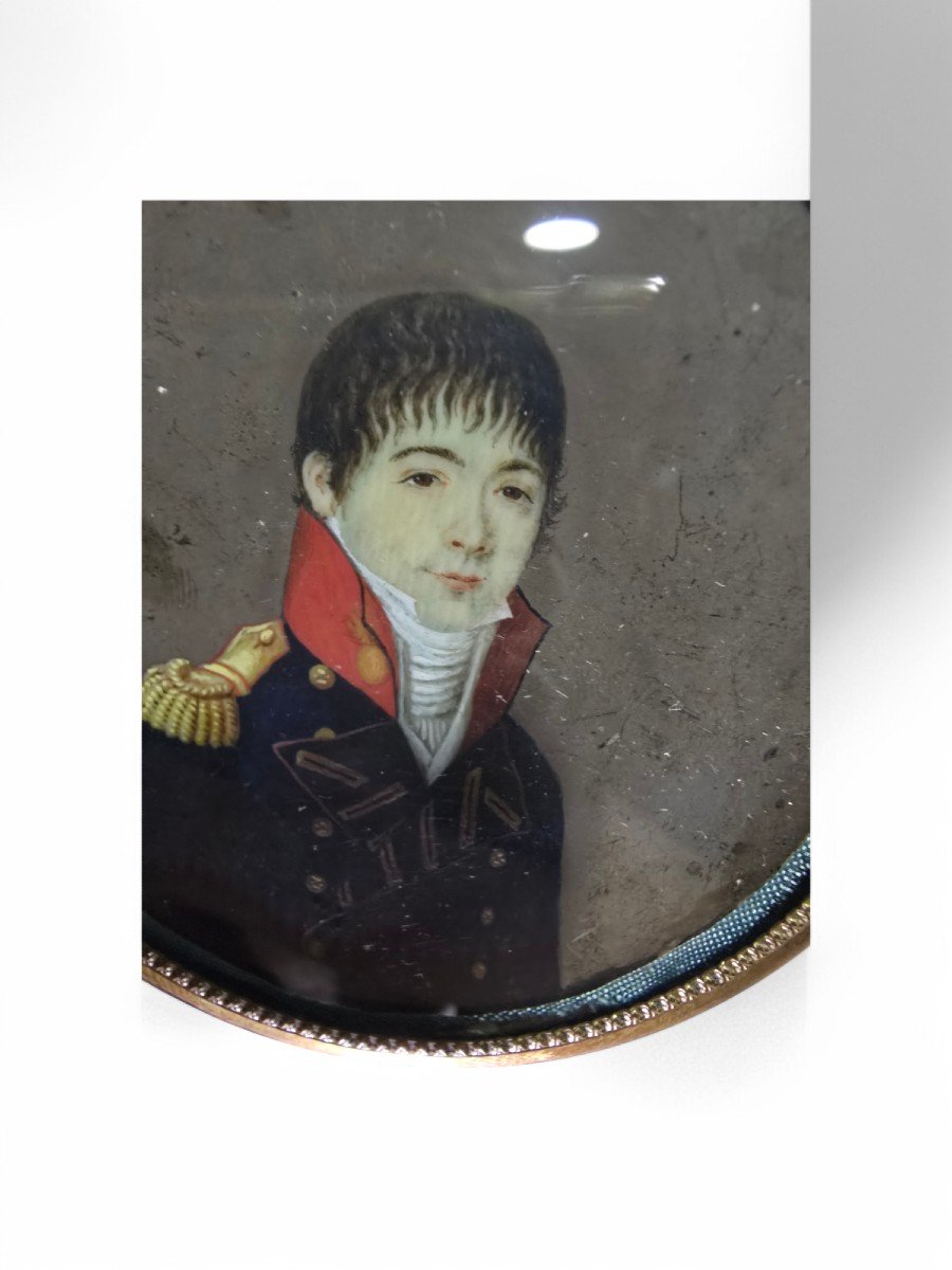 Oil Miniature Depicting An 18th Century Naval Officer-photo-3