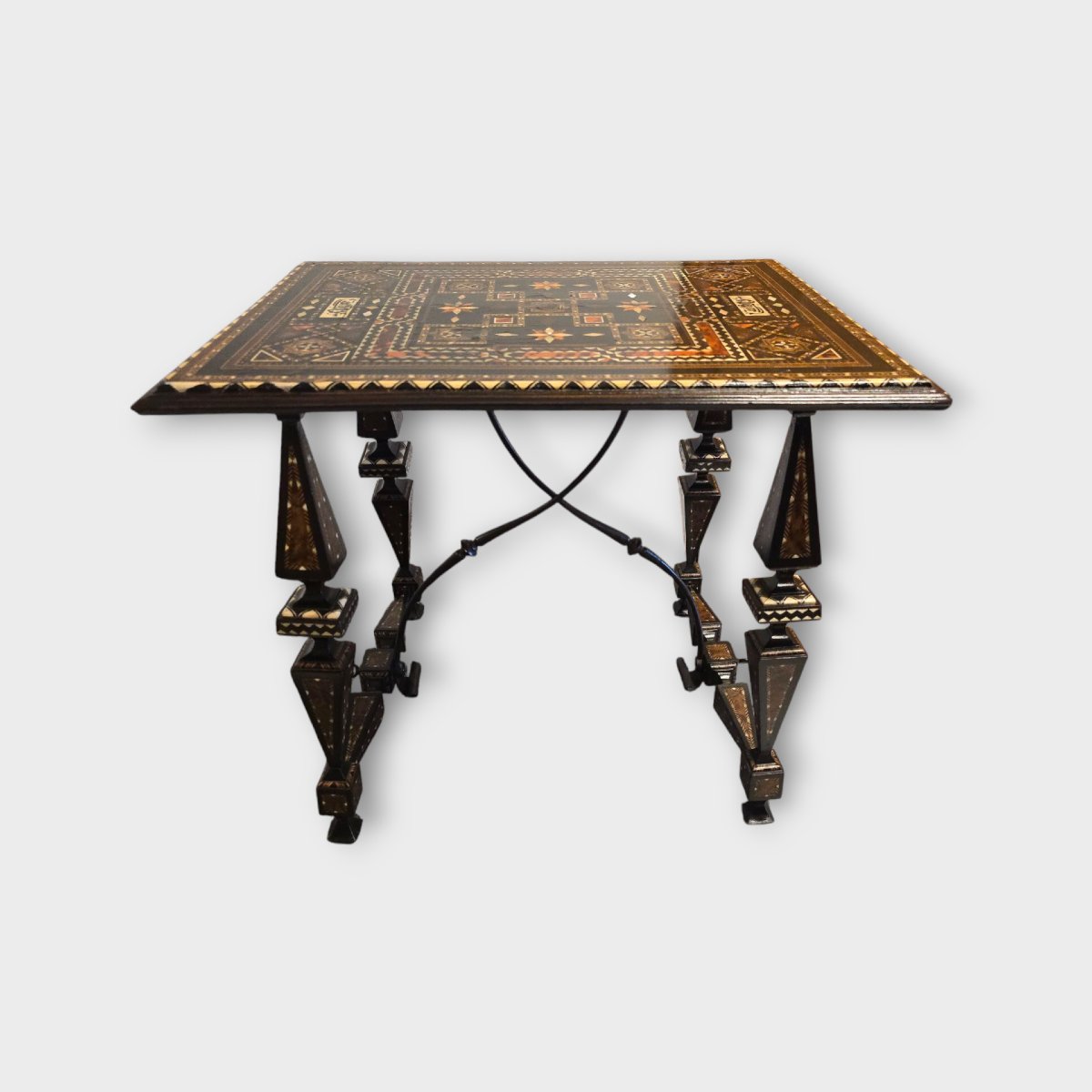 Table d'Appoint En écaille De Tortue Du XIXe Siècle – Style Espagnol Avec Influence Arabe-photo-8