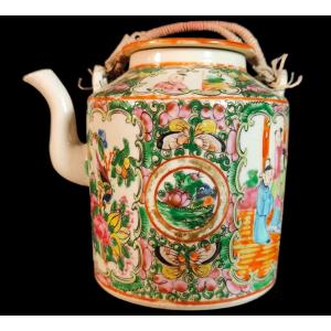 XIX Century Chinese Teapot