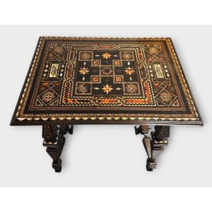 Table d'Appoint En écaille De Tortue Du XIXe Siècle – Style Espagnol Avec Influence Arabe