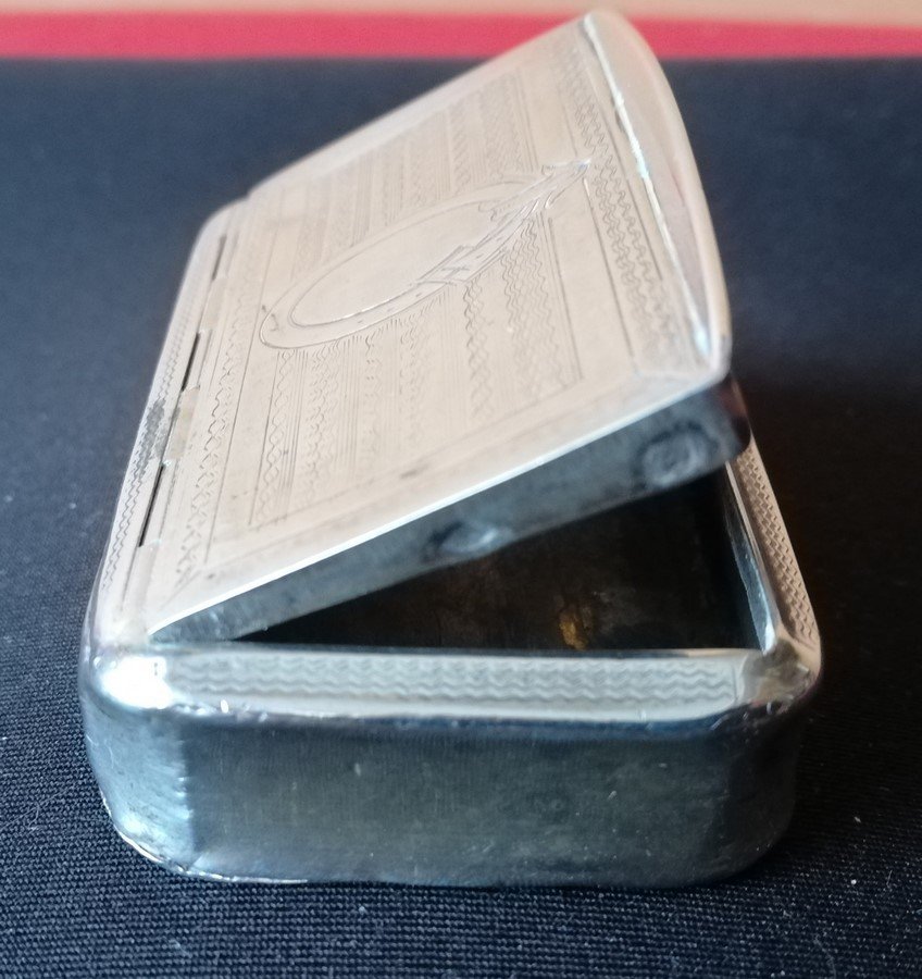 Silver Snuffbox-photo-2