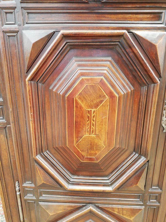 Armoire transition Louis XIII / Louis XIV-photo-1