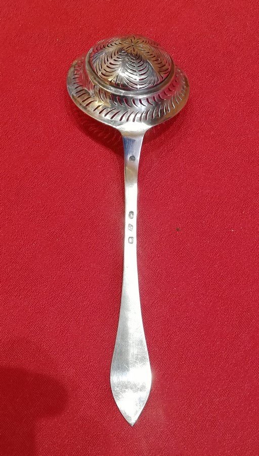 Cuillère argent à saupoudrer 