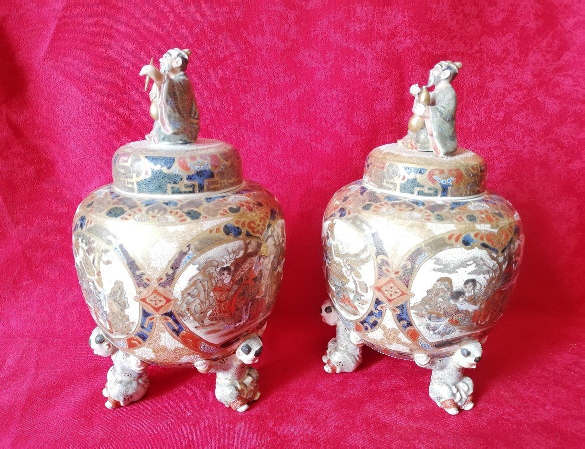 Pair Of Covered Vases Japan -photo-3