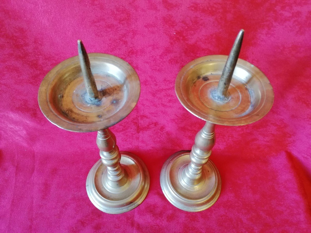 Large Pair Of 17th Century Bronze Candle Sticks -photo-5